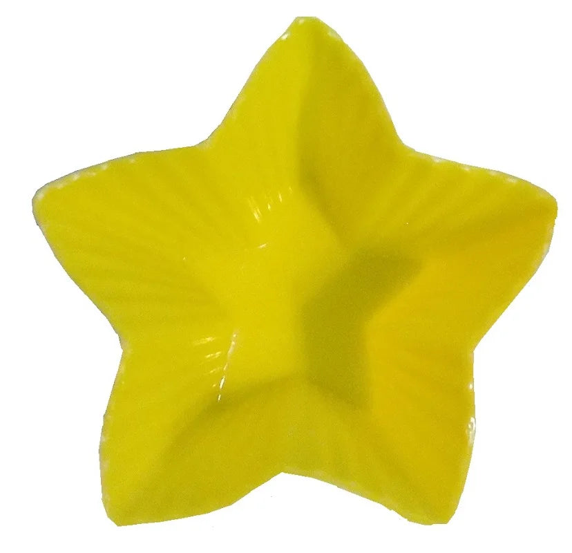 Buntes 12er Silikon-Set Stern-Muffinformen, langlebig, lebensmittelecht und spülmaschinenfest.