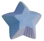Detailaufnahme eines einzelnen blauen Silikon-Sterns, der die Antihaft-Eigenschaften des Materials zeigt.