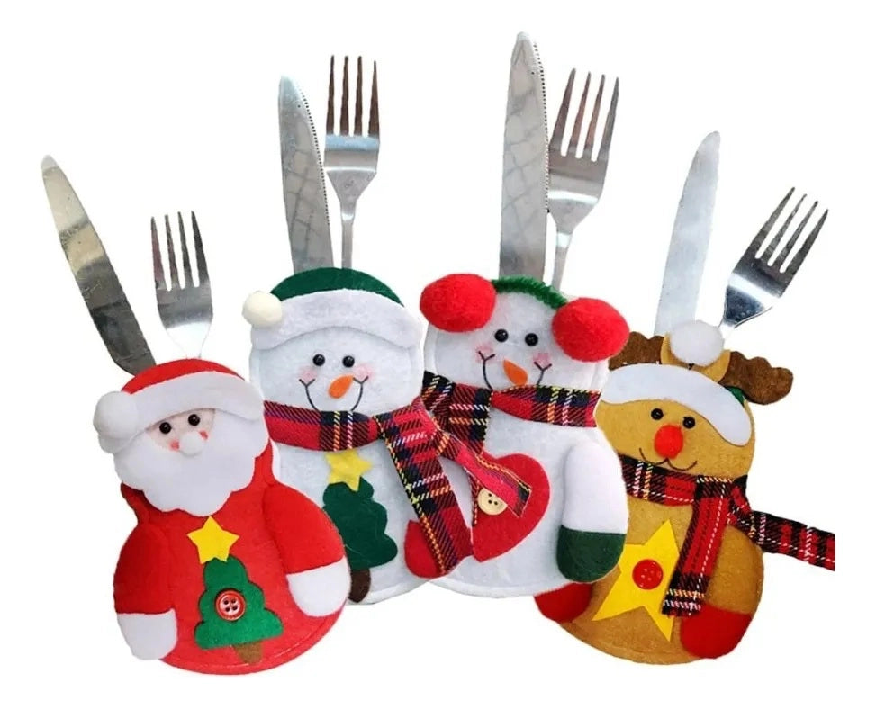 Set aus vier unterschiedlichen Filz-Bestecktaschen: Weihnachtsmann, Rentier, Schneemann, Schneefrau mit Besteckeinsatz.
