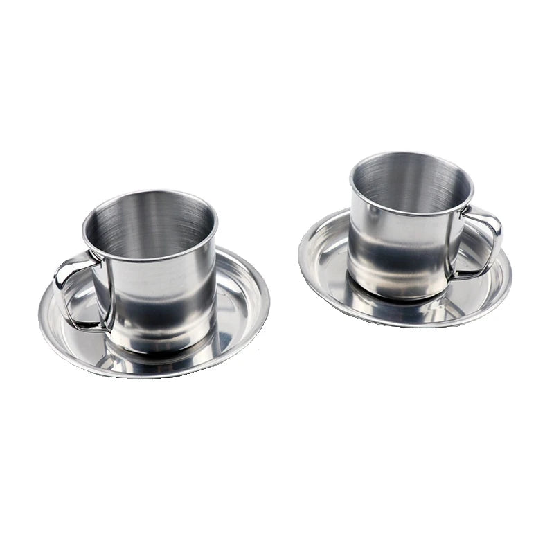 Leichtes Outdoor-Geschirr für Trekking und Backpacking.