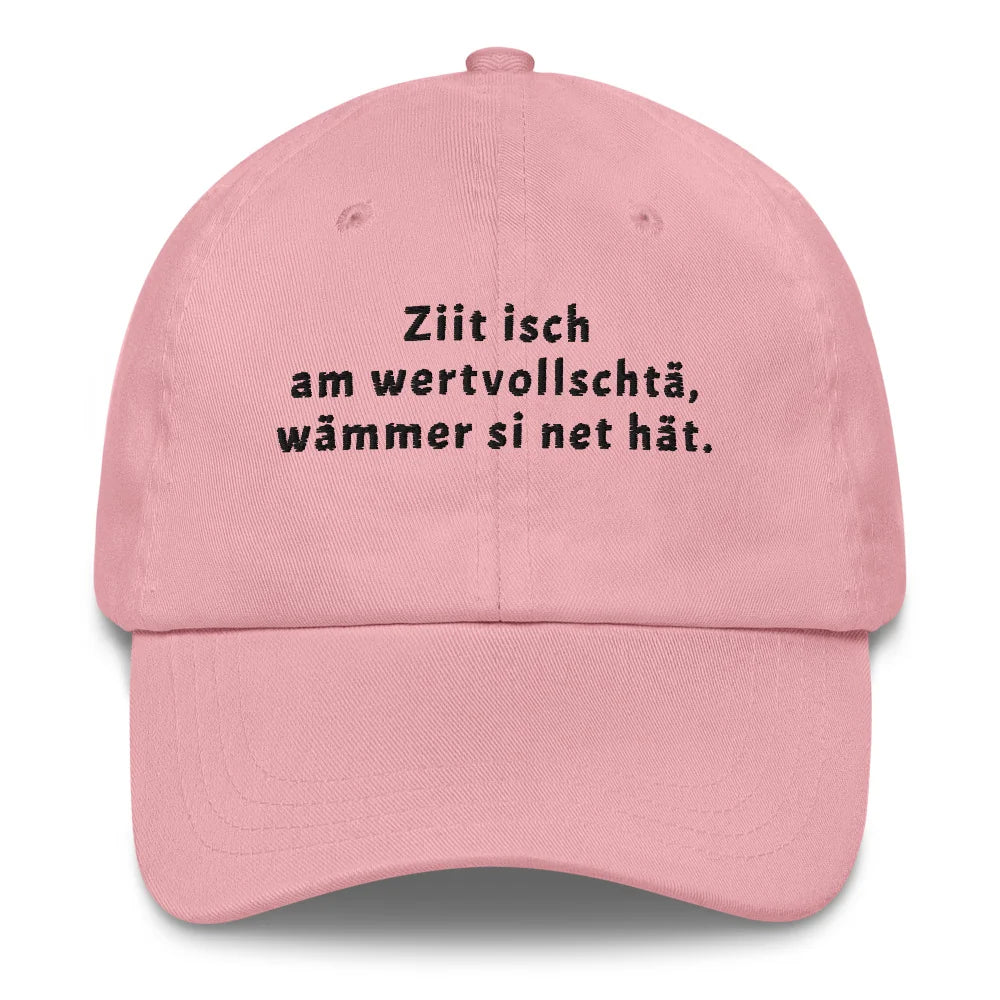 Casquette avec maxime pour un mode de vie conscient.