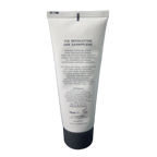 Dentifrice suisse à effet polissant et contenant des particules de diamant.