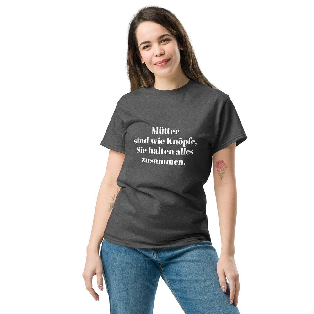 Mom shirt with a loving message.