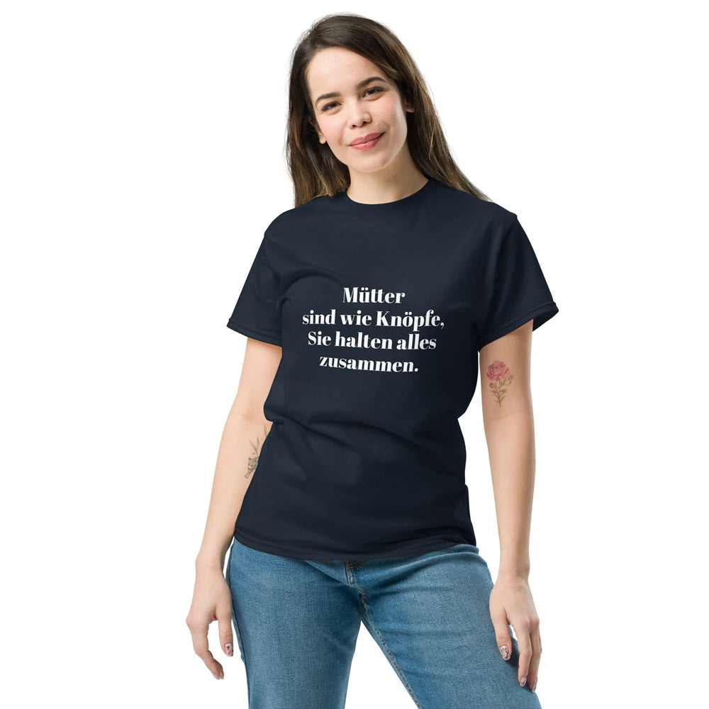 Gift idea: T-shirt for mom and family.